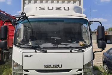 二手庆铃 五十铃700P 189马力 7.028米单排厢式载货车(国六) 单桥 庆铃五十铃二手载货车 黄牌