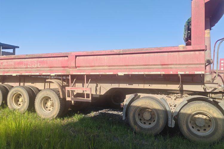 二手东风商用车 440马力 牵引车