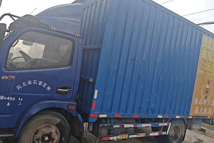 二手东风多利卡 102马力 载货车
