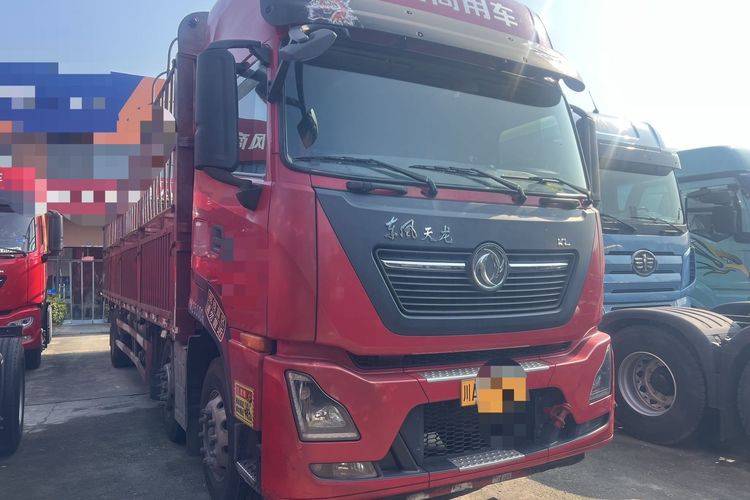 二手东风商用车 300马力 载货车
