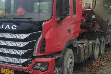 二手江淮 格尔发K5W重卡 轻量化版 400马力 6X4牵引车(国五) 双驱 潍柴二手牵引车 黄牌图片