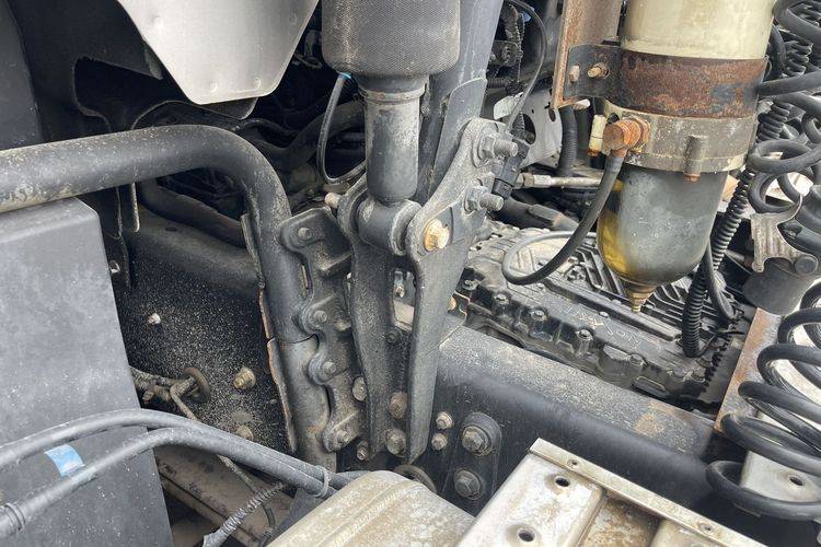 二手现代商用车 520马力 牵引车