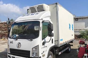 {"所在城市":"随州市","发动机品牌":"福田康明斯","上牌时间":"2024年10月"} {"所在城市":"随州市","发动机品牌":"福田康明斯","上牌时间":"2024年10月"}